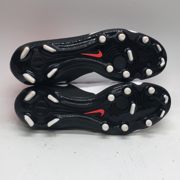 Men’s Nike Legend 10 Academy FG/MG White/Crimson DV4337-100 USED Tried On sz 9 - Picture 8 of 12